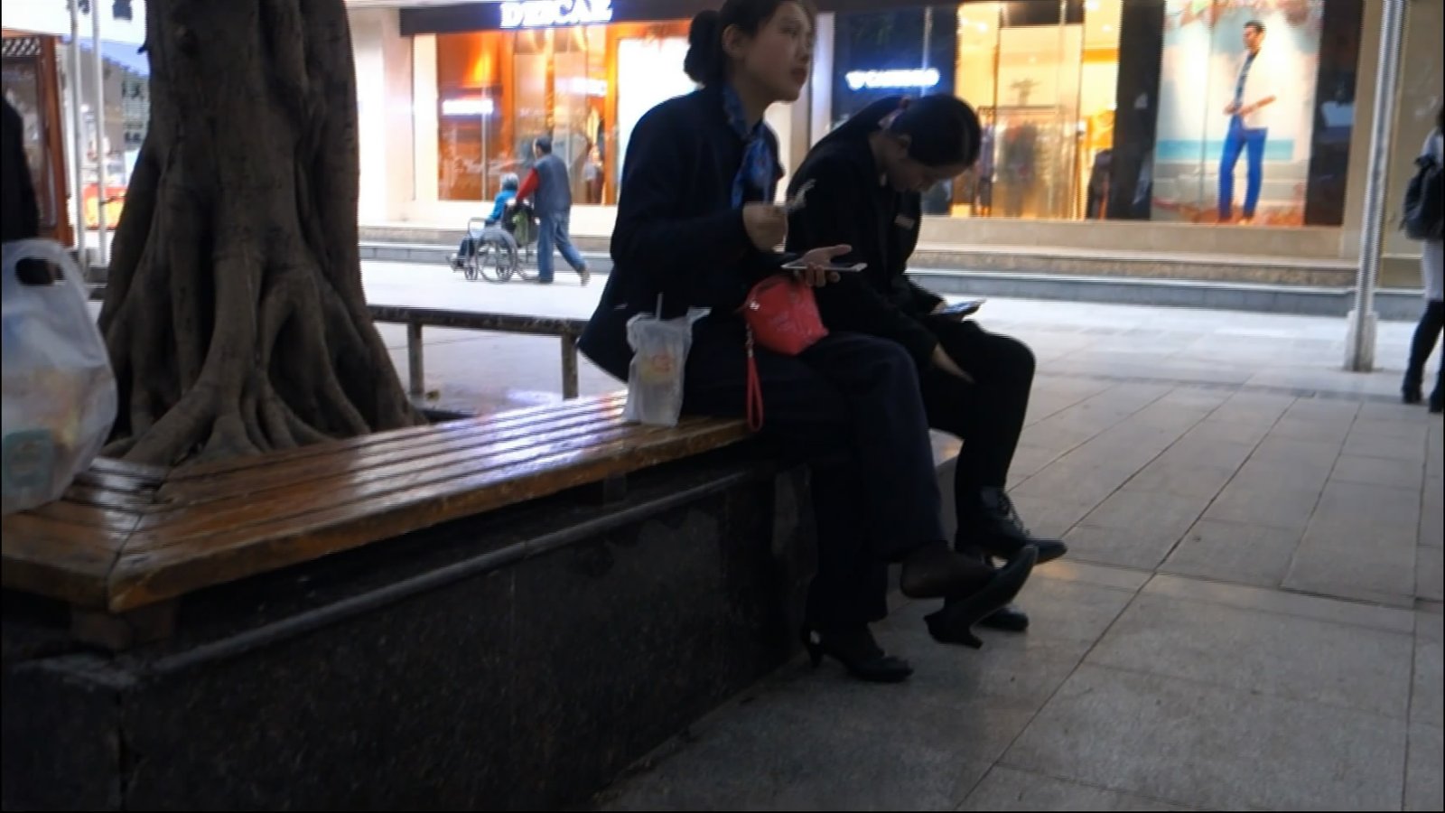 streetsnapdangl[00 01 04][20181129 222319 7]